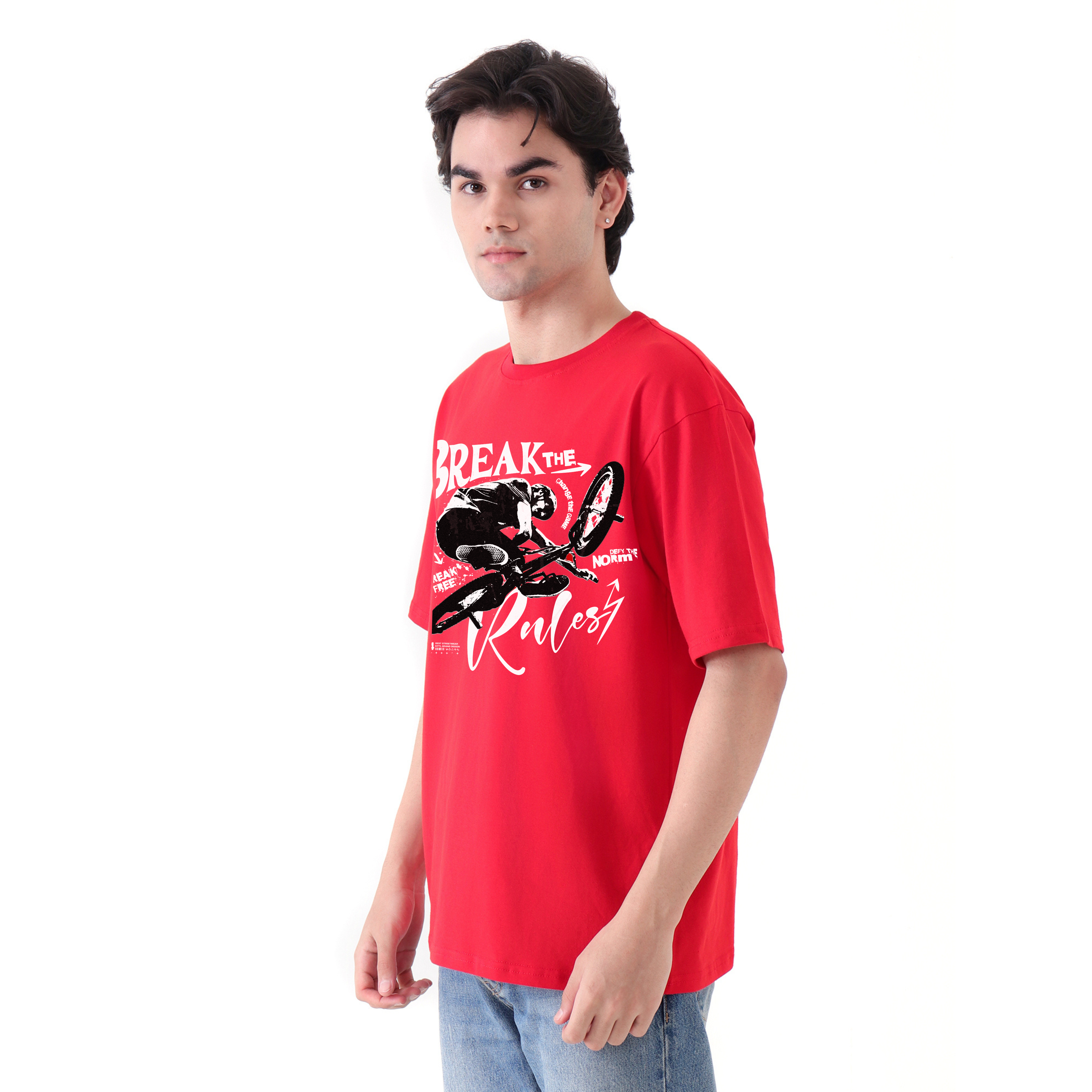 Oversized red T-shirt with break rule print